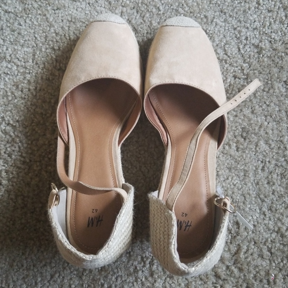 Woven wedges